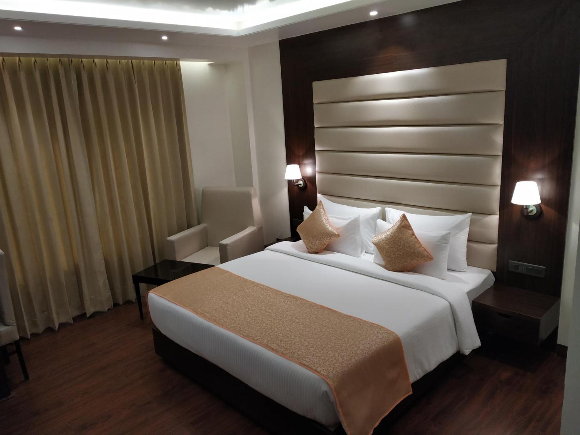 Hotel Dvij Inn Jaipur Exteriör bild