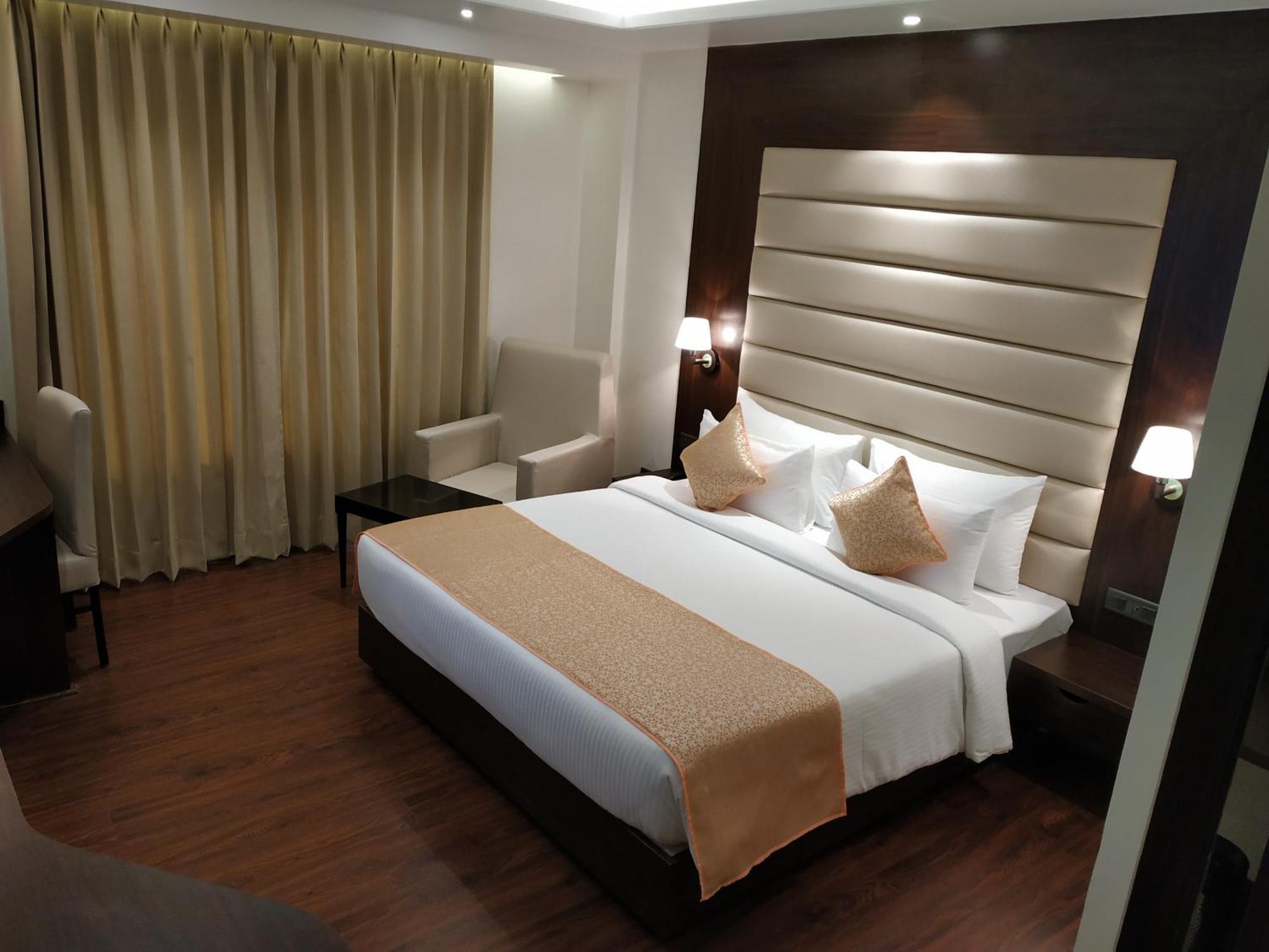 Hotel Dvij Inn Jaipur Exteriör bild